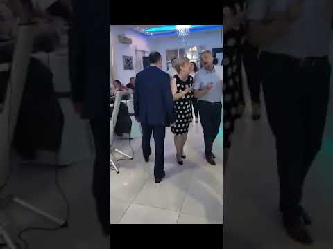 Neću više da se družim sa kafancima Almir Delić @MEDENOSRCEALEKSINAC