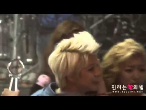 fx was crying when they won no1 in music bank.mp4