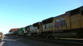 preview picture of video 'UP 4342 West Near Elburn, Illinois on 10-24-09'