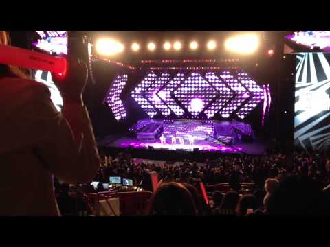 KARA - Mister @ SBS Super Concert in America 2012 [FANCAM]