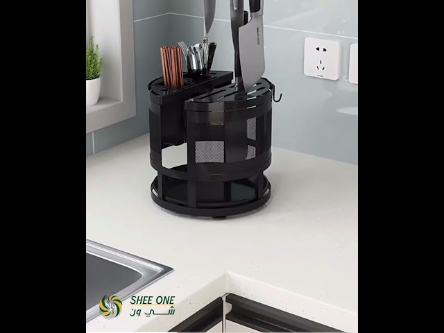 ملاعق وسكاكين