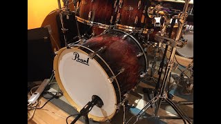 Video thumbnail for Shure Beta 52 vs Shure Beta 91A bass drum mic by JSonicStudios