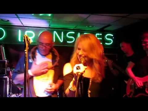 Kitty O'Neal with The Numonix At Old Ironsides