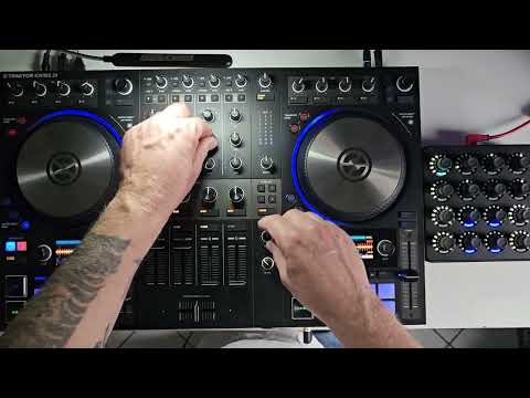 Traktor Kontrol | S4 MK3 | Melodic House & Techno Mix 2025