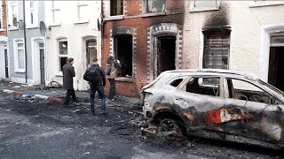 Großbritannien: Gewalt in Belfast: Häuser brennen, Familien fliehen
