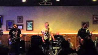 Gutter and the Onslaught - "The Beyond" (Cancerslug Cover) Live 02-06-2016