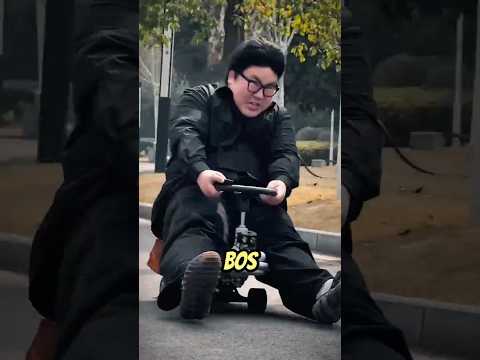 Pak bos beli sekuter seharga 67 juta 😱 #shortviral