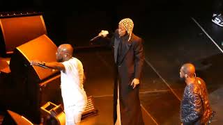 Fugees - &quot;Zealots&quot; (Live in Brooklyn)