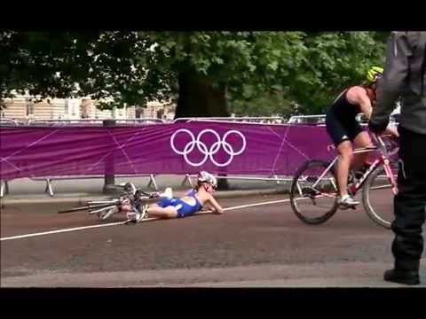 La caduta in bici di Annamaria Mazzetti alle Olimpiadi di Londra 2012