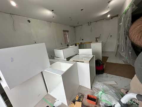 Kitchen Mania video.