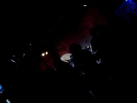 Comando - Brusque ( Suzy is....  Let`s Dance)