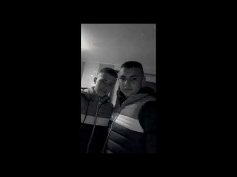 doduț 99 nu există barieră official audio)