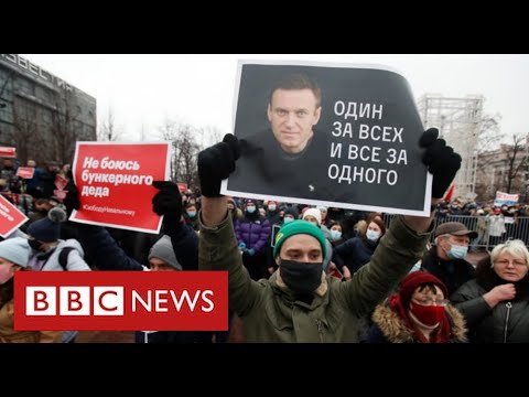 Russian police crack down on opposition activists across country - BBC News