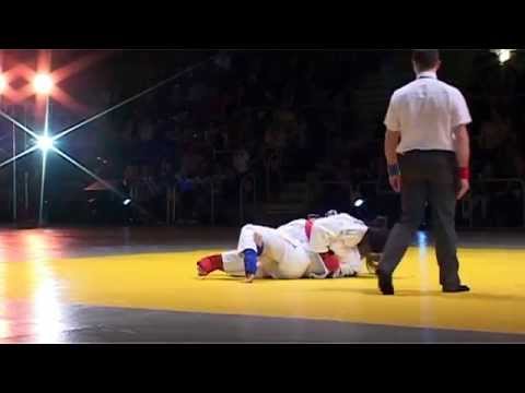 Séverine Nébié (3ème aux championnats du monde Jujitsu) contre Carina Neupert (championne du monde)