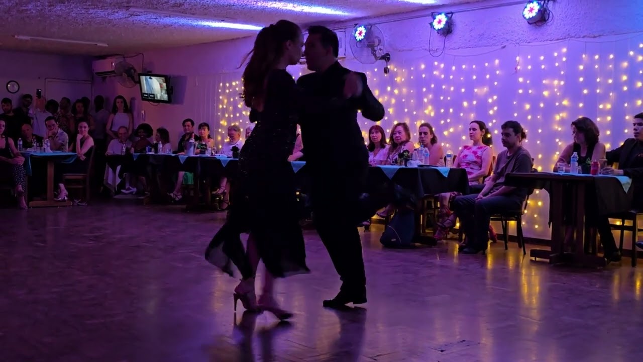 Video thumbnail for Daniel Oviedo e Mariana Casagrande 3/4 milonga La Rebelde