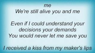 Amaran - Received A Kiss Lyrics