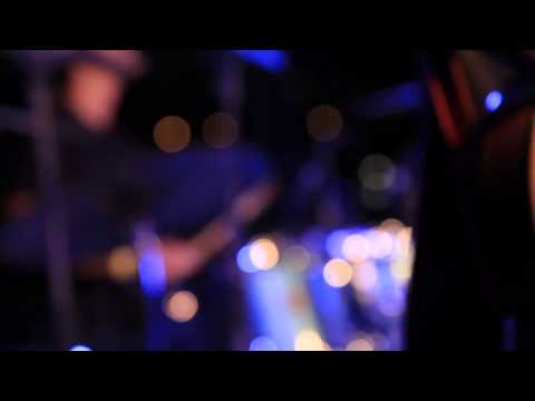 DORA VERGUEIRO - CORRENTE DE AÇO (João Nogueira)