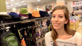 Korean Supermarket E-Mart (이마트) - Shopping in Korea for food at a Korean Grocery Store