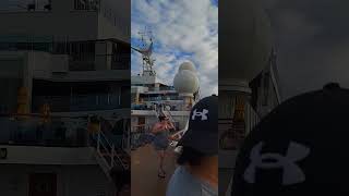 Flori on the go....💃 ❤️ 🌷 ⛱️ 🛳 🌇  #youtubeshorts #travel #ytshorts #trending #cruise #nature