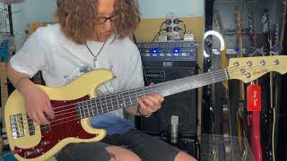 Video thumbnail for SoundCheck! Thoamnn Harley Benton PJ-75 VW Vintage Series PJ Bass Quick demo (No talking) by Reunion Guitar WorkShop