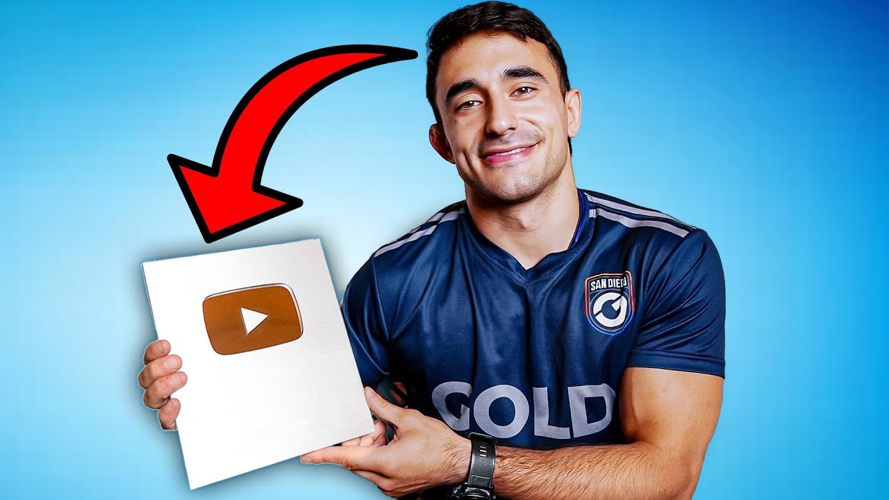 100,000 Subscribers! (Unboxing Silver Play Button)