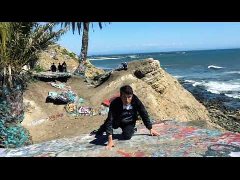 Helicopter Attack - Parkour Chase