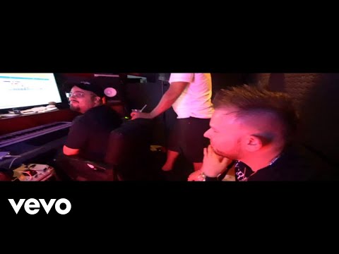 Yomo - YOMO, SUPER YEI, DJ VICTOR KILLA | "ME LLAMA TODAVIA RMX" (STUDIO SESSION)