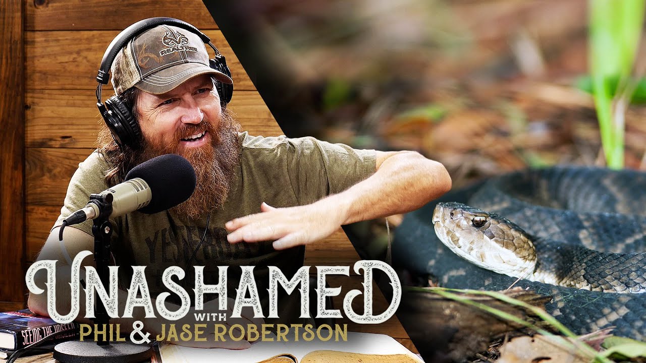 Ep 687 | Jase’s Reptile Run-In & Miss Kay’s Objection to Wonder Woman’s Outfit