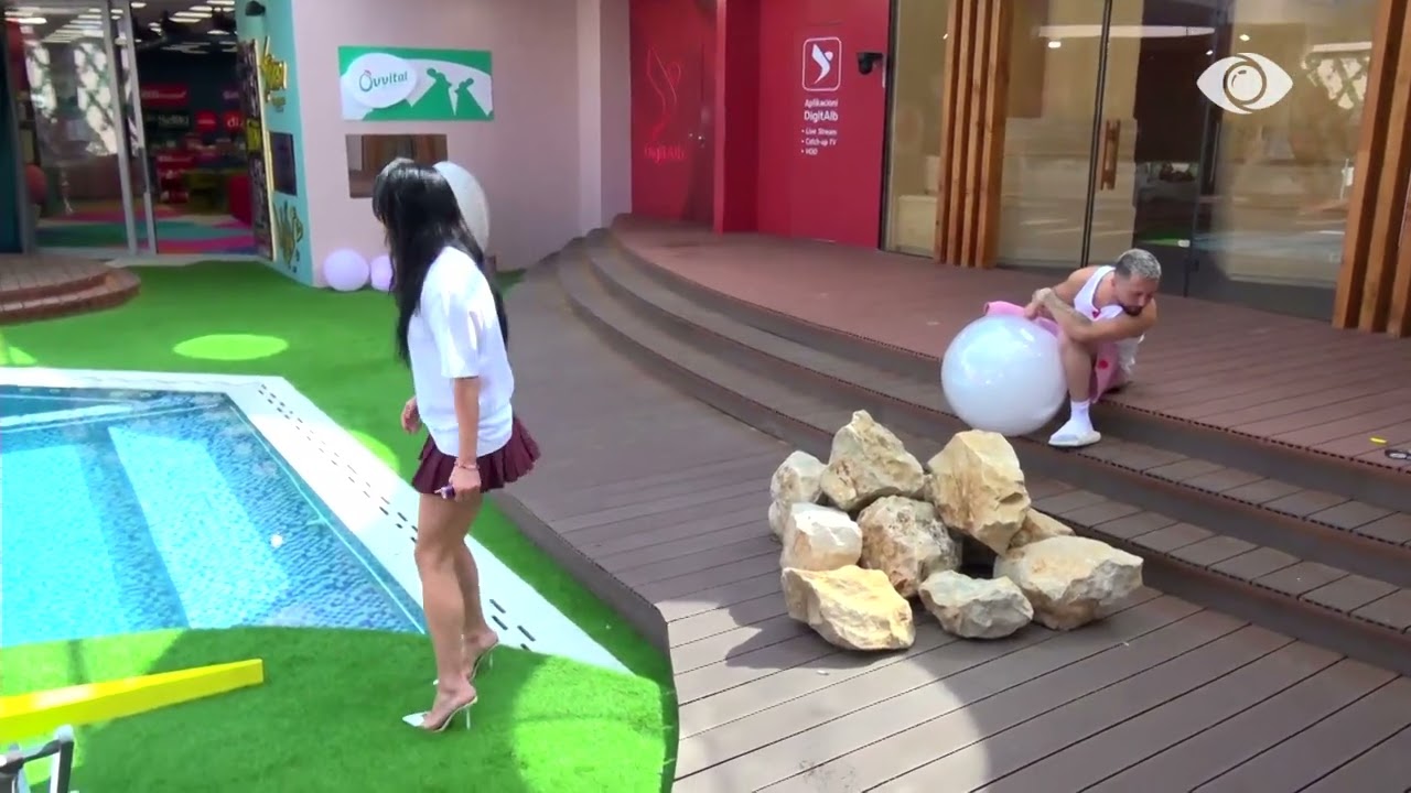 “Hajde merru me mua”/ Jozi-Eglit: Ke ndjenja interesi