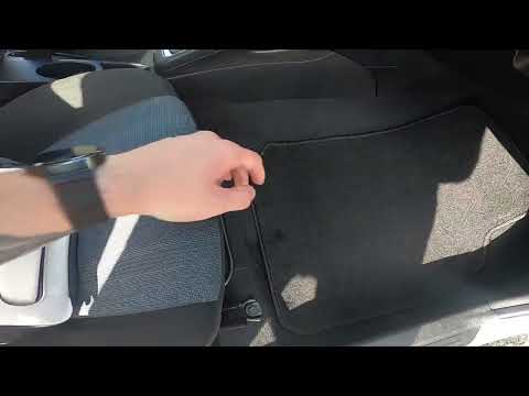 Watch KIA Cee'd II [2012-2017] VIN Location Guide