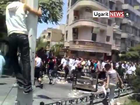 تشييع في مدينة حماة في جمعة "لا للحوار"