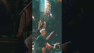 Download lagu CLOSEHEAD - BERDIRI TEMAN mp3 Download lagu CLOSEHEAD - BERDIRI TEMAN mp3