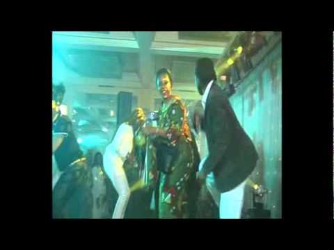 DEDICACE DE SEBENO   RAYDO EN SCENE