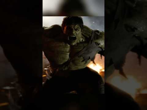 Hulk vs Tank?! 💪🟢 He Bends the Cannon Like It's Nothing | Hulk 2003