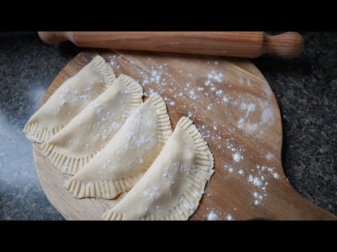 DOMINICAN EMPANADAS | HOW TO MAKE DOMINICAN EMPANADA DOUGH OR EMPANADILLAS