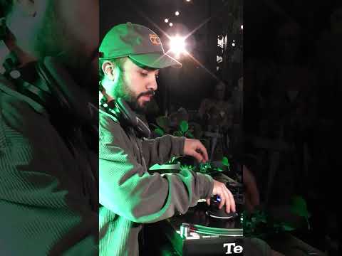 Play Video Youtube Video