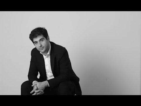 Չակերտներ. Սերգեյ Սմբատյան