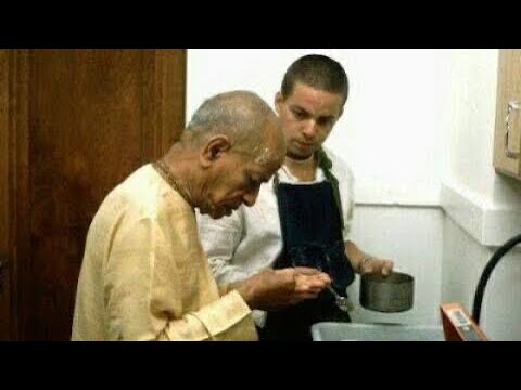 Eating Chocolates 🍫 allowed! HG Harisauri Prabhu ( ACBSP~Srila Prabhupad’s servant for 16 months)