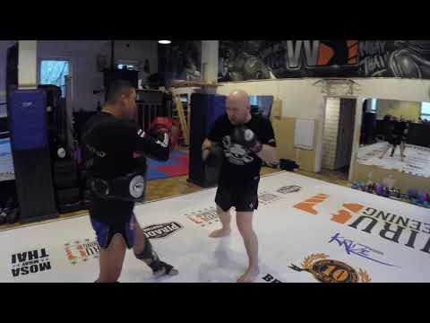 Mosa Muay Thai x Pirados Fighting x Wiru Treening