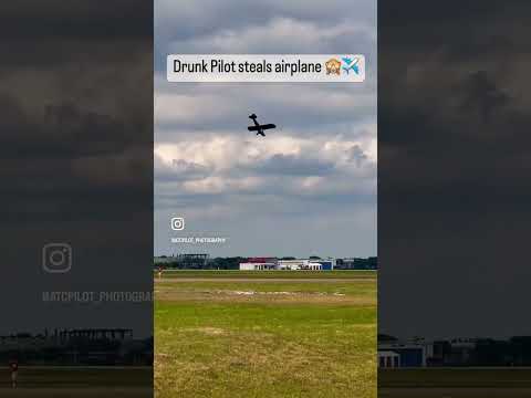 Famous airshow act Kyle Franklin performing at S‘n‘F 2023. #crazy #aerobatics #drunk #dangerous