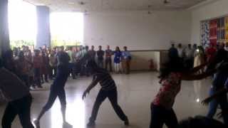 preview picture of video 'HP STSD Bangalore FlashMob 2013'