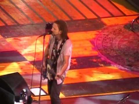 Pearl Jam - I Am Mine (Milan, Italy 2006-09-17)