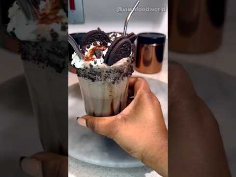 Indulge in the Ultimate Oreo Milkshake Delight#milkshake #oreo milkshake #milkshake recipe😋 #shorts