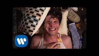 Wallows - Trust Fall (Official Lyric Video)