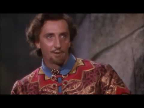 The Sword Fight from the Adventures of Robin Hood Starring Errol Flynn and Basil Rathbone HD