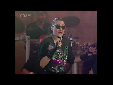 Júlia Hečková - Prelom všetky múry