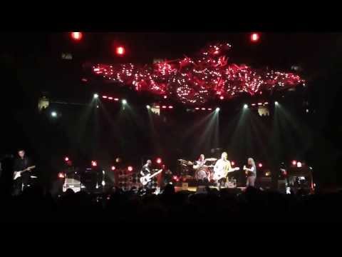 Pearl Jam-Elderly Woman- 052613 Oracle Arena, Oakland, CA