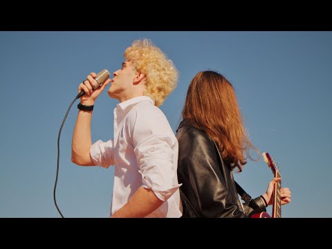 Video thumbnail for Fall For You