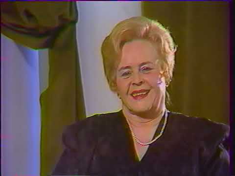 Fragment emisji- programy,zapowiedzi ze studia, plansza i Panorama Dnia. Program Drugi 23.02.1991