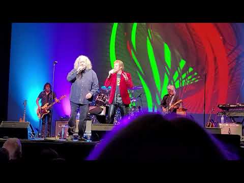 The Turtles   You Showed Me   LIVE  Stanley Theatre, Utica 2023